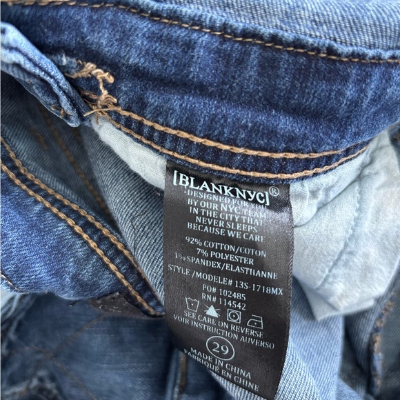 Blank NYC Denim Overalls Dungarees Crop Medium Wash Womens 29 Farm Cottagecore - Picture 7 of 8